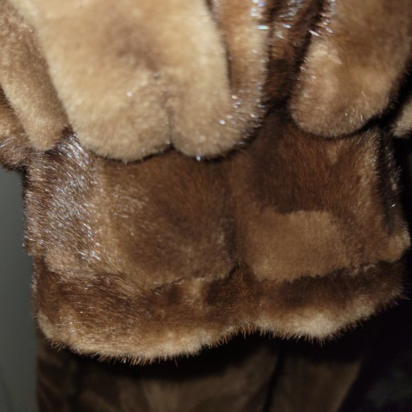 Sheared Mink Paw Coat - Picture 3 of 4